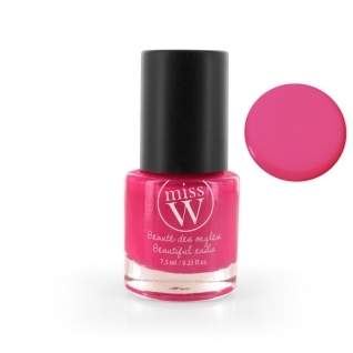 Esmalte de uñas nº06 -Bright pink